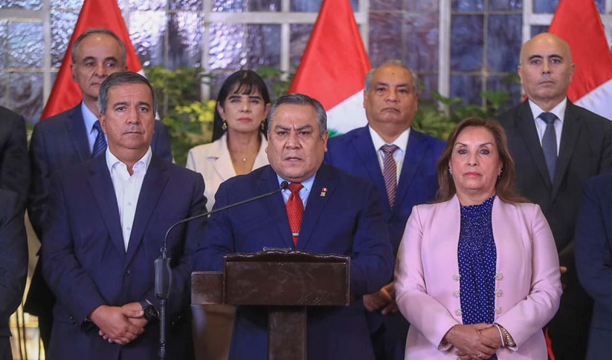Peruvian PM Gustavo Adrianzén announces resignation alongside cabinet changes