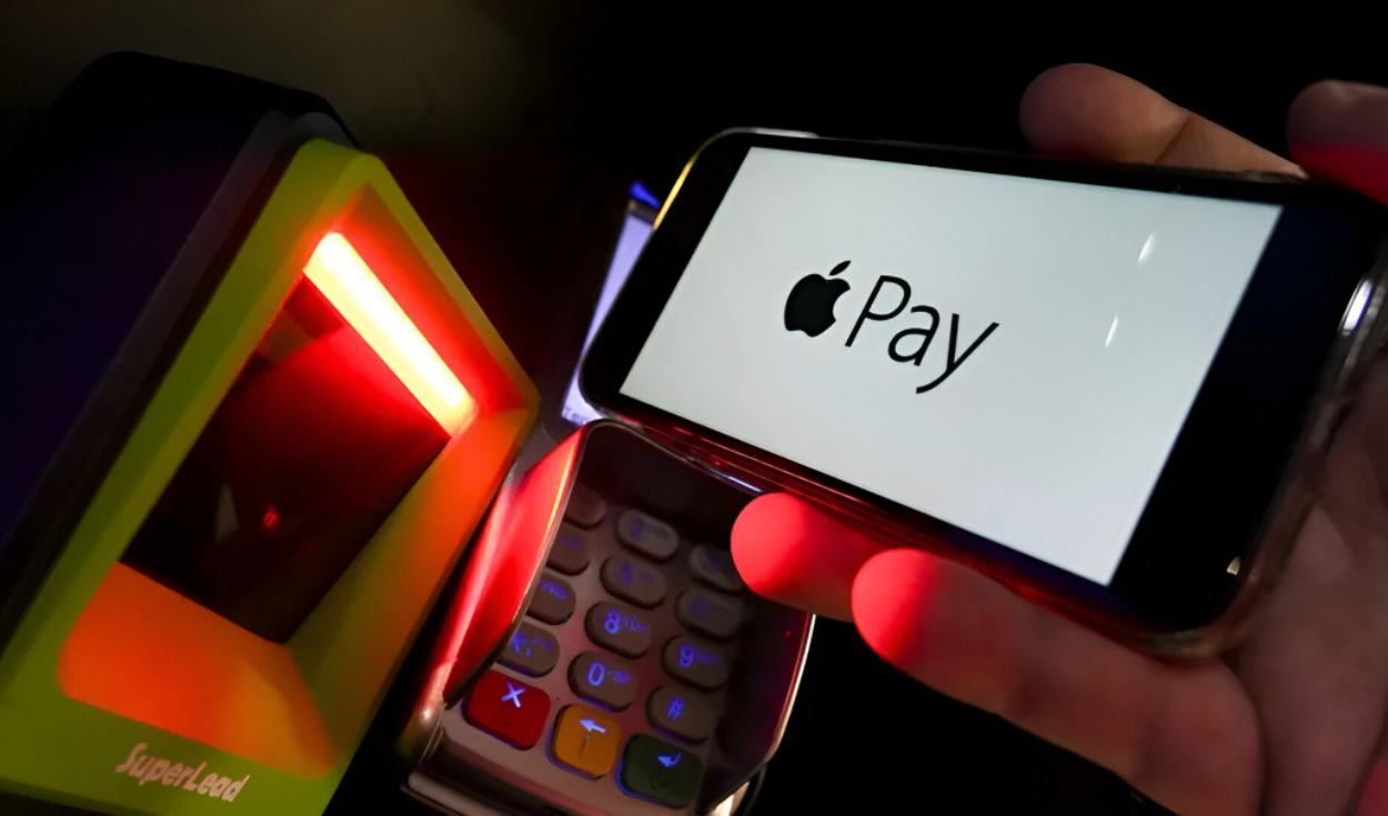 Apple Pay outage reported Friday morning: Users unable to make payments across multiple apps