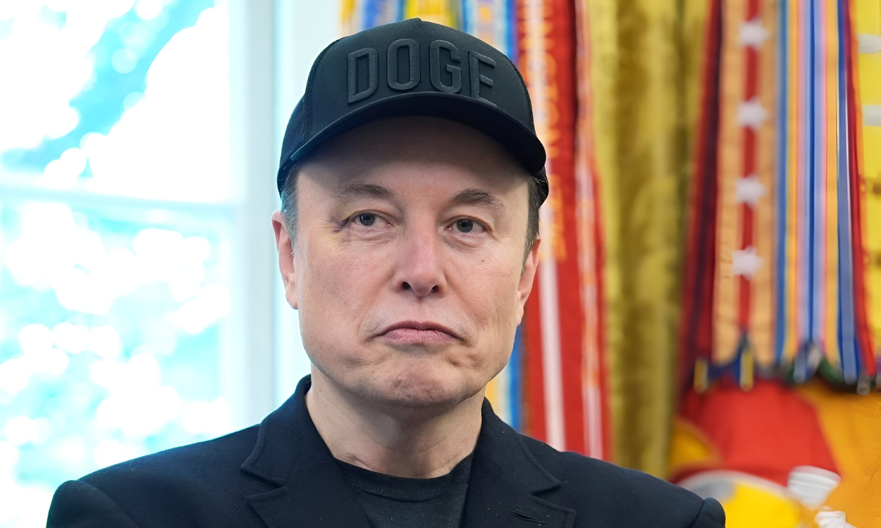 Elon Musk’s Black Eye draws attention during Oval Office goodbye