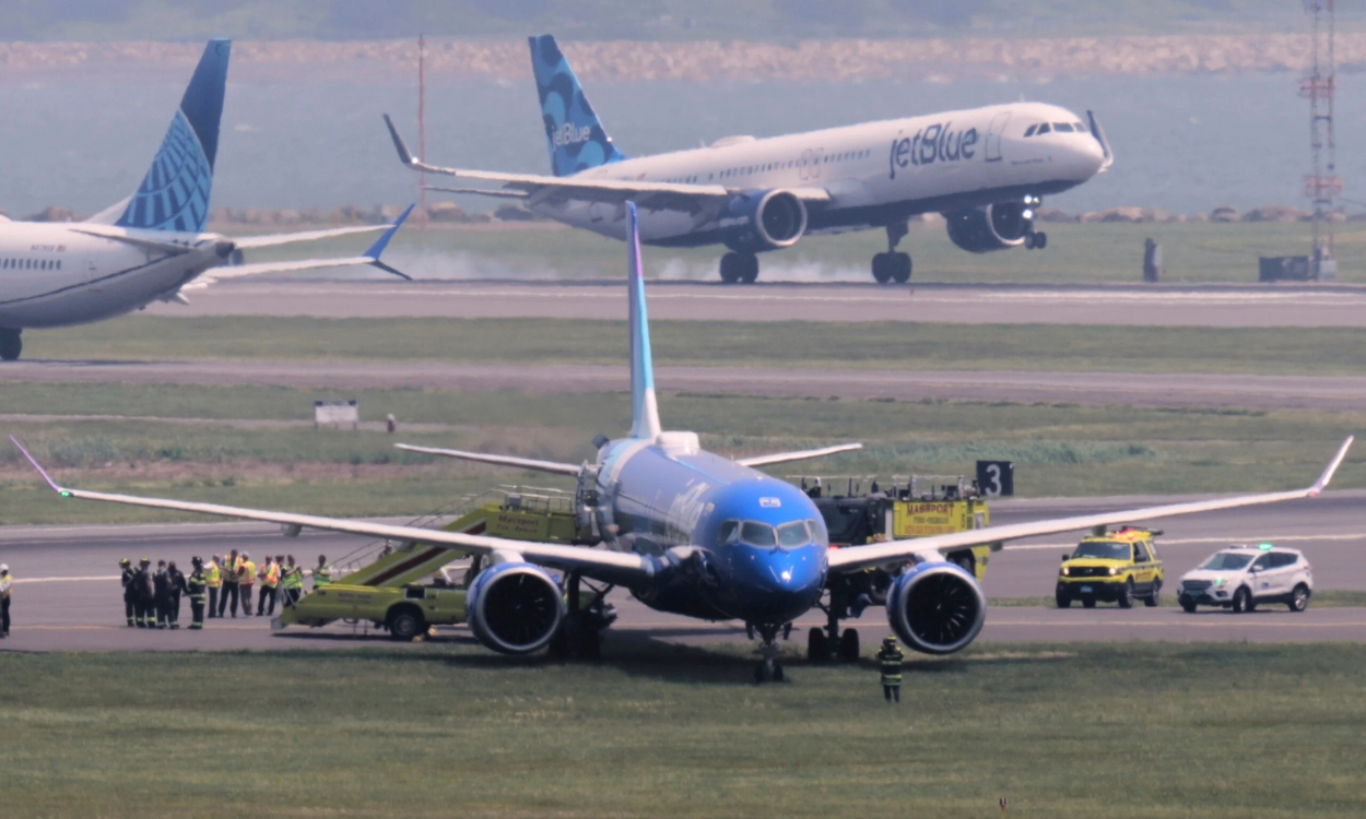 Small plane makes emergency grass landing at Boston Logan Airport, no injuries