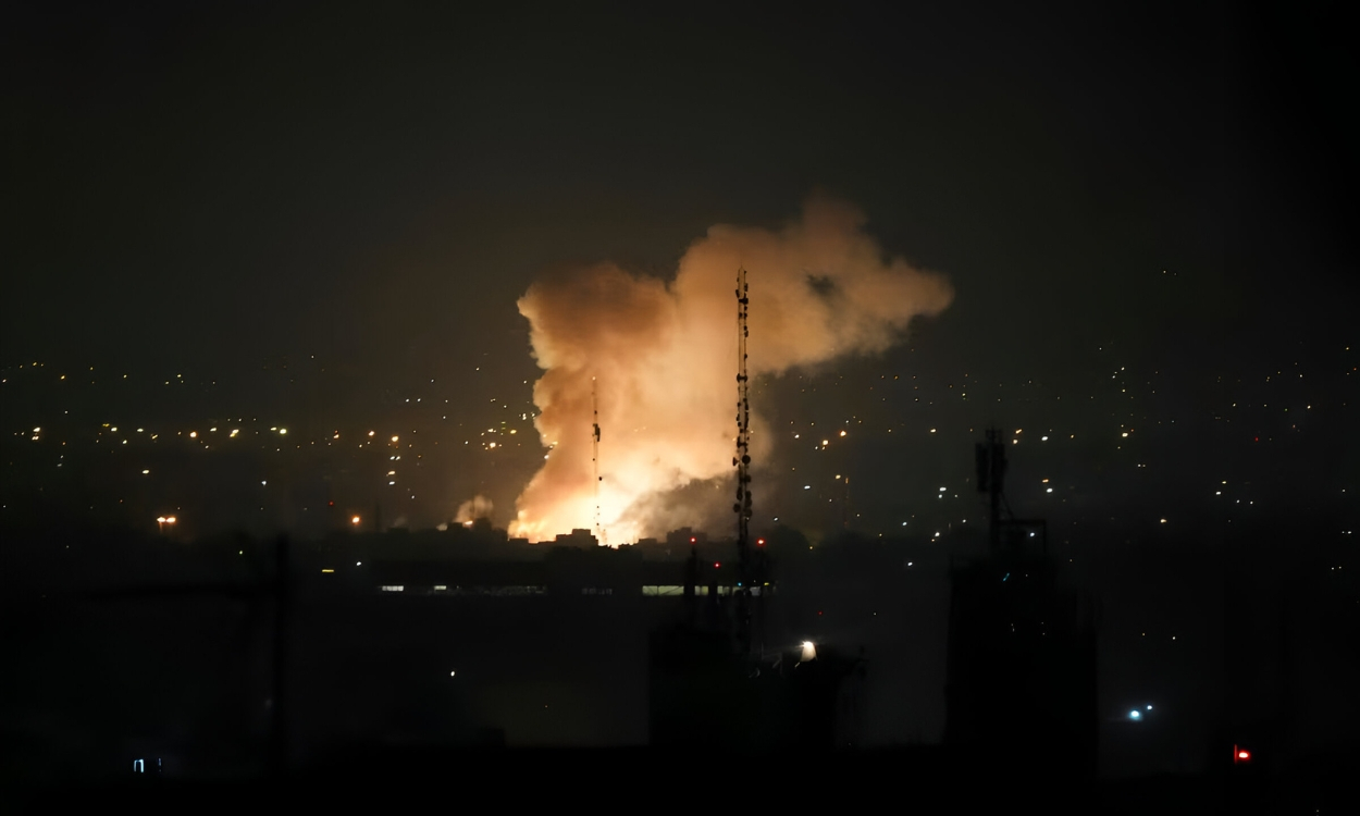 Israel attacks Iran and declares a state of emergency throughout the country